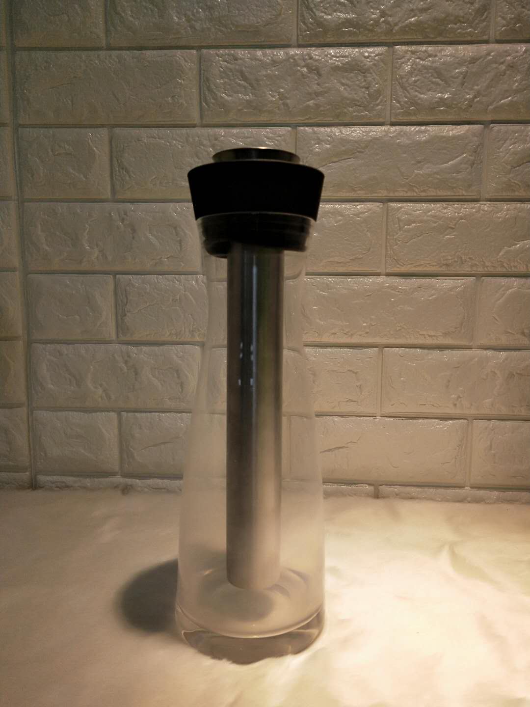 不銹鋼水杯蓋成型過(guò)程需要控制多個(gè)因素